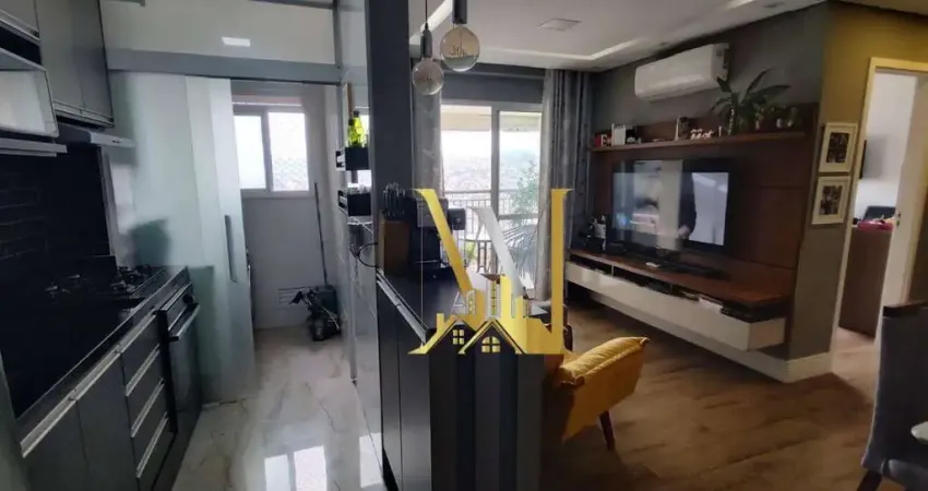 Condomínio Cidade Maia, Apartamento aconchegante, espaçoso, 68m2 de área útil, com uma linda vista e Varanda Gourmet Envidraçada com móveis planejados