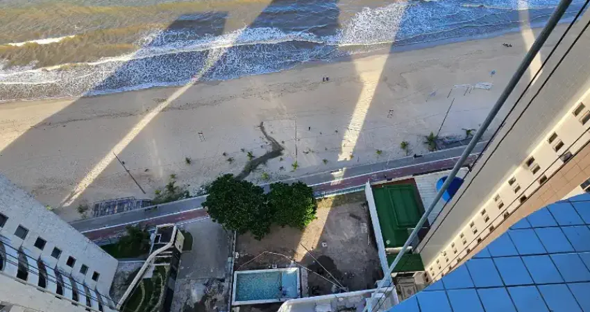Vendo apt com 2 quartos, suíte pé na areia, beira mar, vista frontal com area de lazer