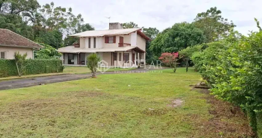 Casa para Venda em Palhoça, Centro, 3 dormitórios, 1 suíte, 2 banheiros, 2 vagas