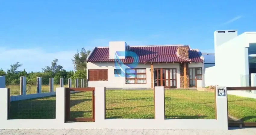 Casa à venda no bairro Balneario Bellatorres - Passo de Torres/SC