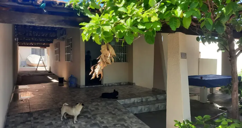 Casa com 3 quartos para alugar no Recanto dos Pássaros, Cuiabá 