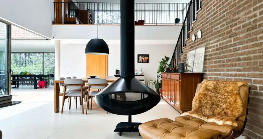 Casa em condomínio para venda com 4 quartos, sendo 4 suítes , 644m²