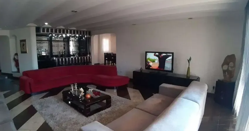 Apartamento com 4 suites , todo mobiliado ,4 vagas , na melhor localização da Analia Franco