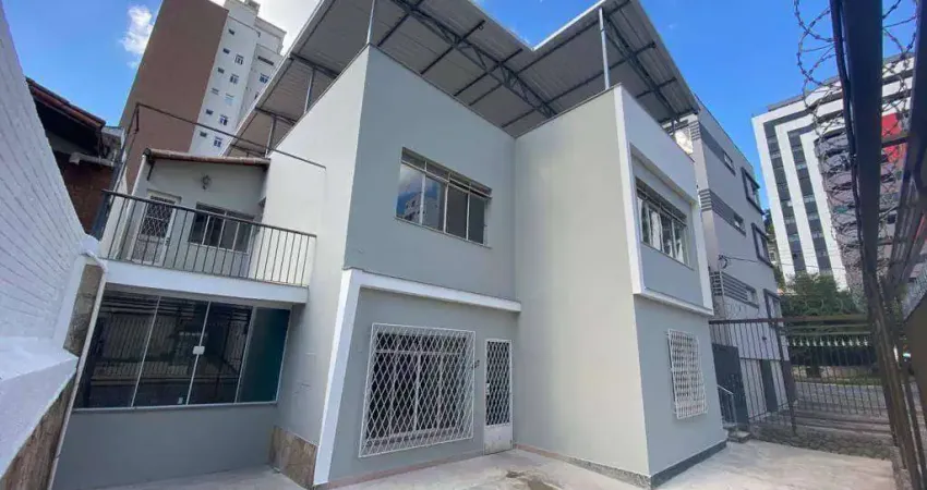 Casa comercial com 14 Salas para alugar, 520 m² por R$ 14.122/mês - Bom Pastor - Juiz de Fora/MG