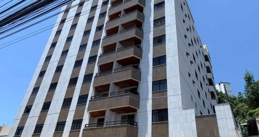 Cobertura com 4 quartos, sendo 2 suítes para alugar, 180 m² por R$ 4.893/mês - Passos - Juiz de Fora/MG