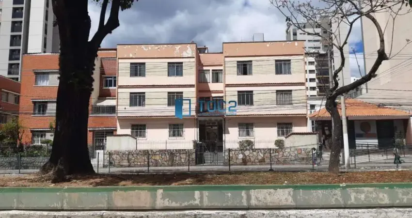 Apartamento no alto dos passos, 2 quartos, 1 lance de escadas, excelente localização, 230 mil