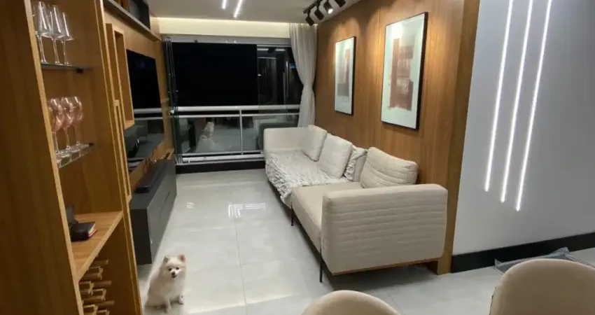 Apartamento à venda em Capim Macio – Todo reformado.