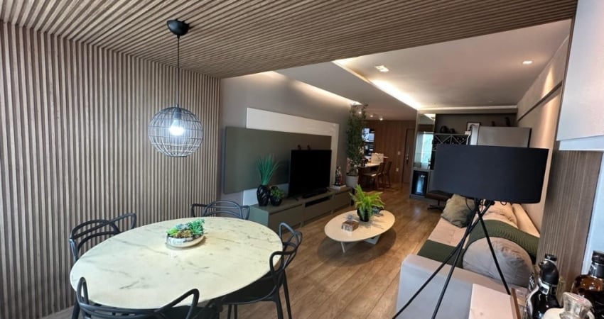 Apartamento reformado e mobiliado  disponível para venda em Capim Macio