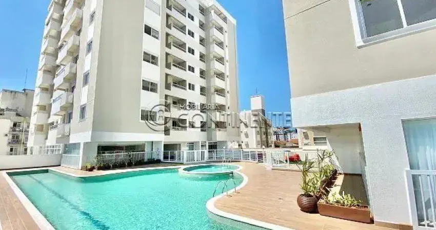 Apartamento - 3 dormitórios - Abraão - Florianópolis