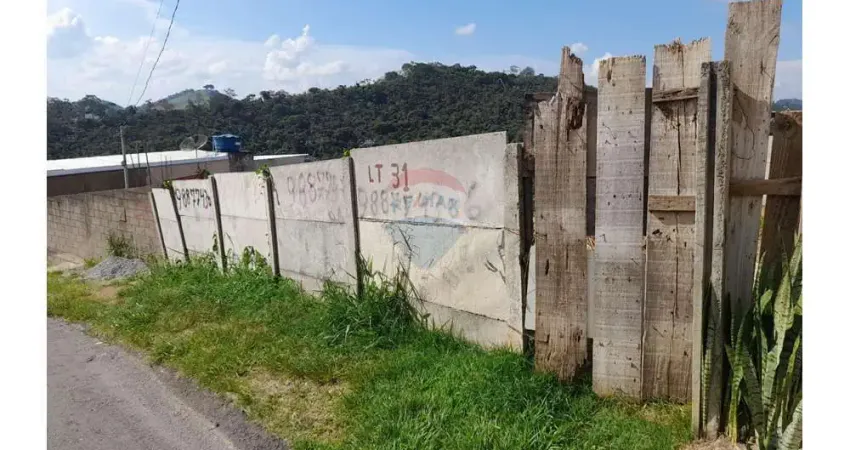 Terreno à venda na Vila Montanhesa, Juiz de Fora 