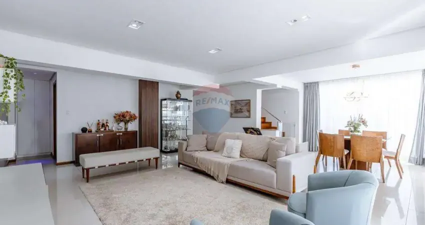 Cobertura de tirar o fôlego no Cascatinha, com área real de 489m², 4 quartos, Suíte Master completa, piscina e vista deslumbrante!