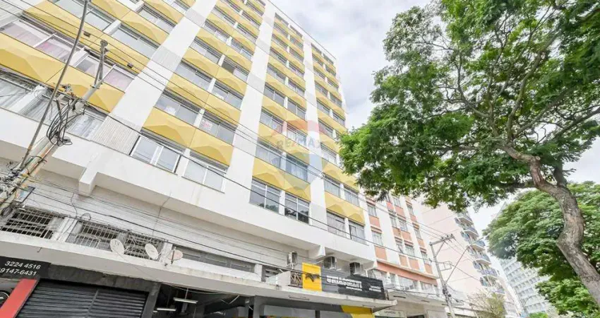 Apartamento quarto e sala reformado com portaria 24 horas e elevador na avenida itamar franco