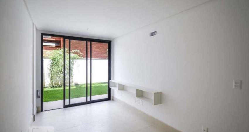 Apartamento à Venda - Vila Madalena, 1 Quarto,  74 m2