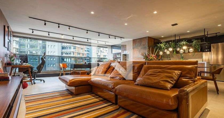 Apartamento à Venda - Vila Madalena, 2 Quartos,  111 m2