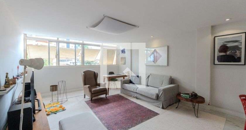 Apartamento à Venda - Bela Vista, 3 Quartos,  140 m2