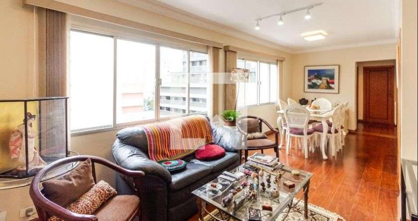 Apartamento à Venda - Itaim Bibi, 2 Quartos,  75 m2