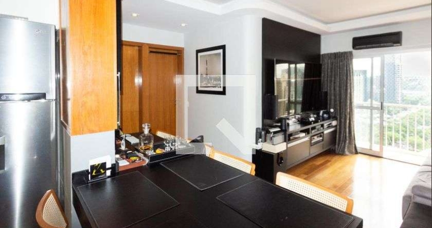 Apartamento à Venda - Vila Olímpia, 2 Quartos,  70 m2