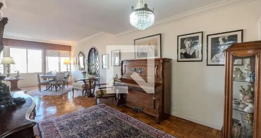 Apartamento à Venda - Bela Vista, 4 Quartos,  215 m2