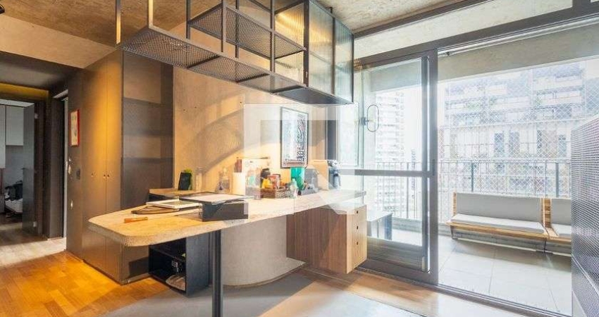 Apartamento à Venda - Vila Madalena, 2 Quartos,  80 m2