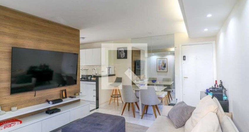 Apartamento à Venda - Campo Belo, 2 Quartos,  75 m2