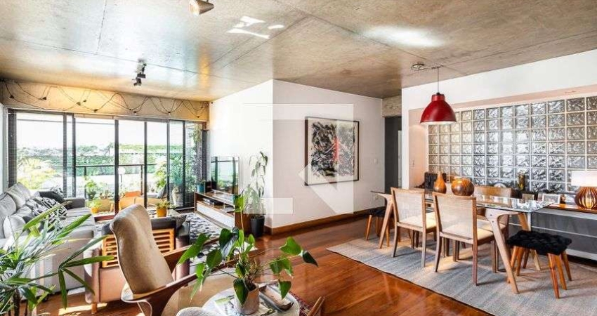 Apartamento à Venda - Vila Madalena, 2 Quartos,  140 m2