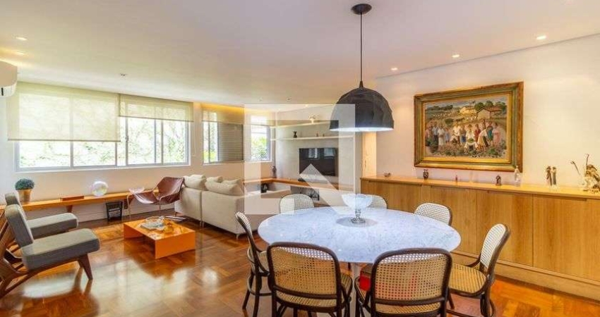 Apartamento à Venda - Jardim Paulista, 2 Quartos,  104 m2