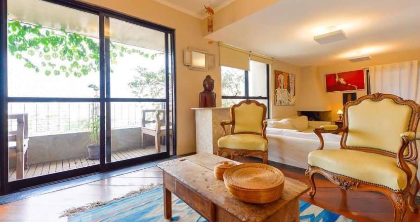 Apartamento à Venda - Vila Madalena, 3 Quartos,  148 m2