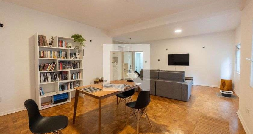 Apartamento à Venda - Bela Vista, 3 Quartos,  140 m2