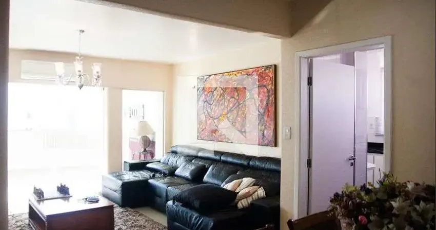 Apartamento à Venda - Bela Vista, 3 Quartos,  190 m2