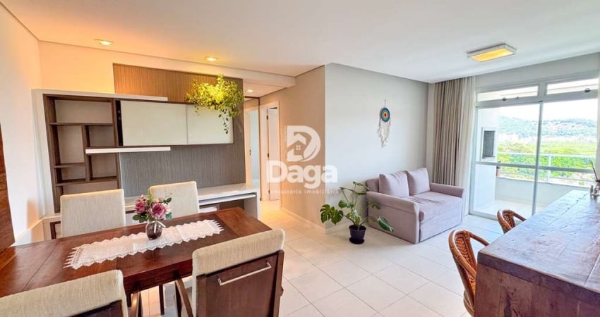 Apartamento com sol da manhã e vista livre para o verde