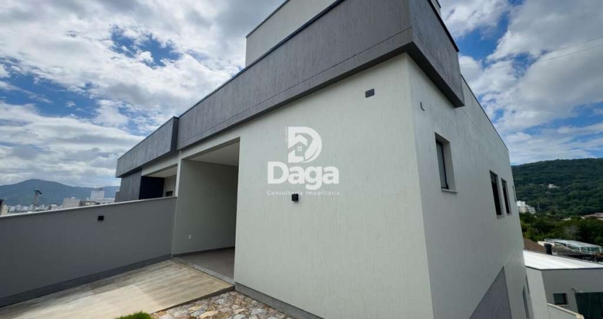 Casa 3 dormitórios, sendo 3 suites - Corrego Grande