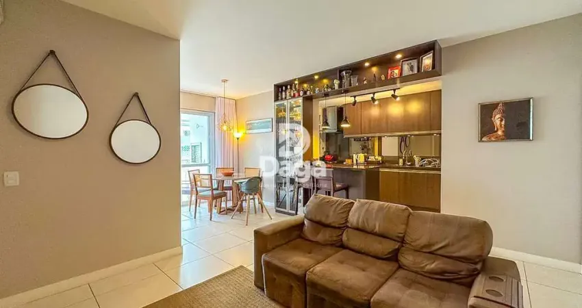 Apartamento a venda no Itacorubi, Sacada c/ Churrasqueira a carvão.