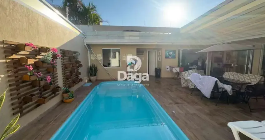 Casa com 3 quartos à venda na .Rua Itamirim, Itacorubi, Florianópolis