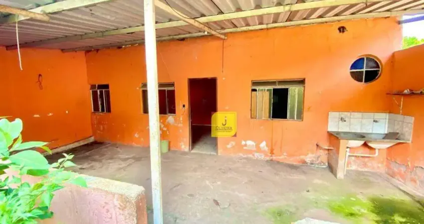 Casa de 2 quartos a venda, área a ser explorada para venda no Parque Independência