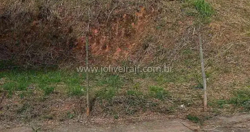Excelente terreno, com 338m2, num dos Bairros mais nobres de Juiz de Fora, o Quintas da Avenida.