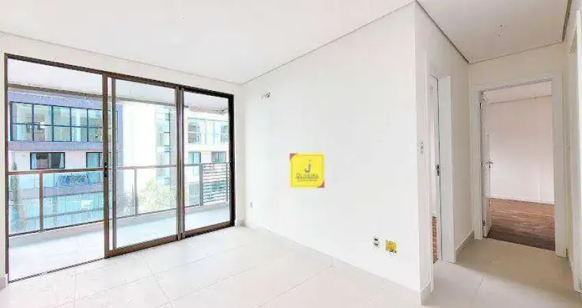Apartamento com 2 quartos (suíte), varanda gourmet, e garagem no Cascatinha