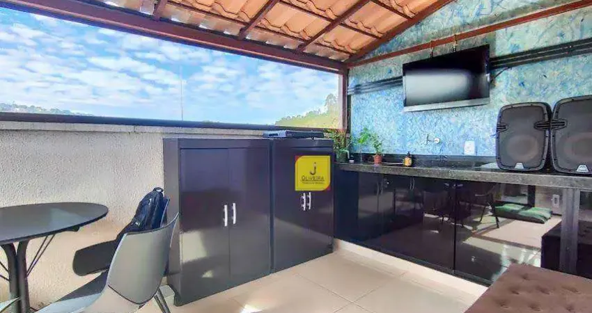 Cobertura com 2 salas, 2 quartos, 2 banheiros, terraço e garagem no nova califórnia