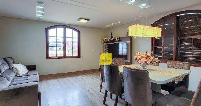 Casa com 4 dormitórios à venda, 300 m² por R$ 900.000,00 - São Pedro - Juiz de Fora/MG