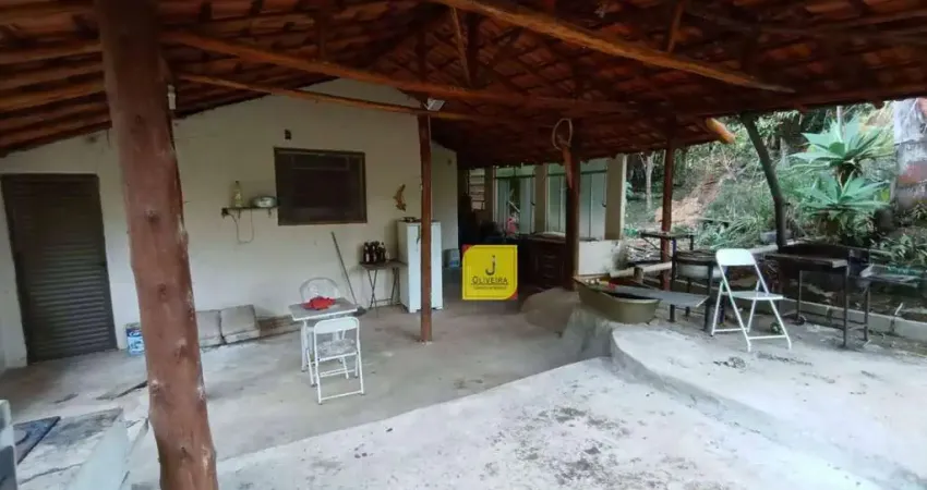 Chácara com 2 dormitórios à venda, 10000 m² por R$ 275.000 - Fazenda do Geraldo Belo - Juiz de Fora/MG.