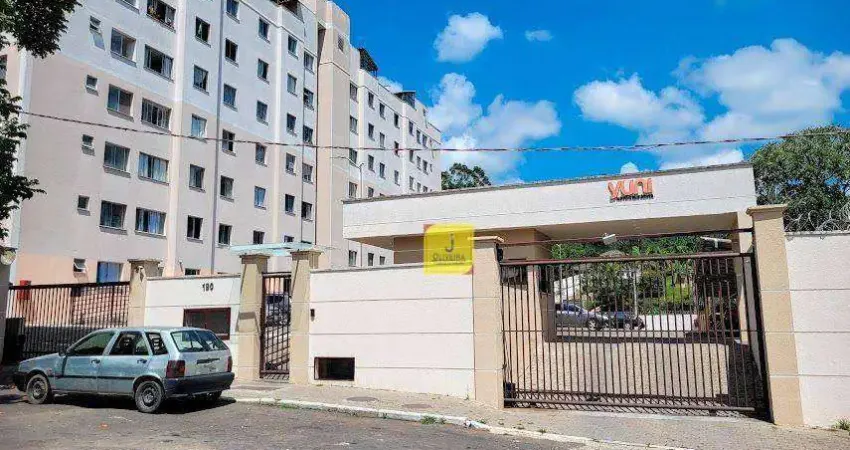 Apto com 2 quartos, estacionamento, elevador e portaria 24h no Nova Califórnia