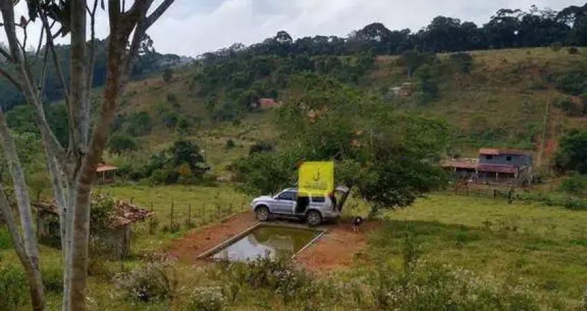 Sítio à venda, 23000 m² (Sem Benfeitorias - Só o terreno) - Por R$ 175.000 - Estrada do Fundão - Torreões (Juiz de Fora)/MG