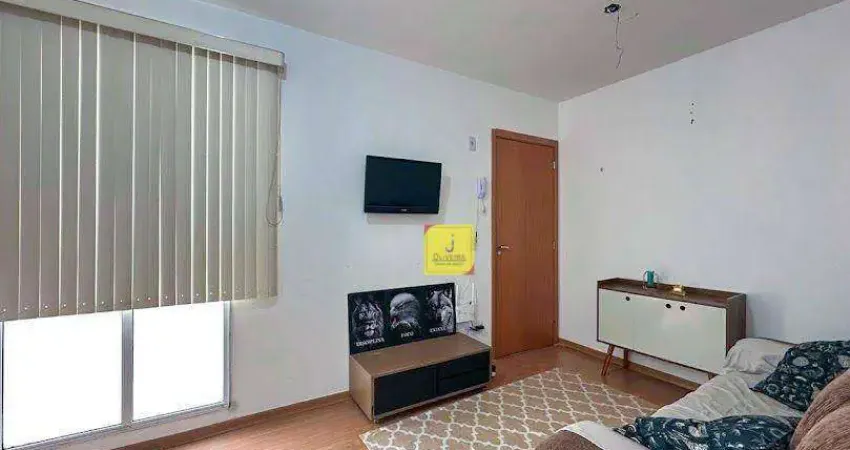 Apto com 2 quartos, garagem e área de lazer no Barbosa Lage, em plena Avenida JK