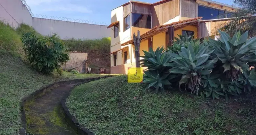 Casa com 4 dormitórios à venda, 180 m² por R$ 400.000 - Marilândia - Juiz de Fora/MG.