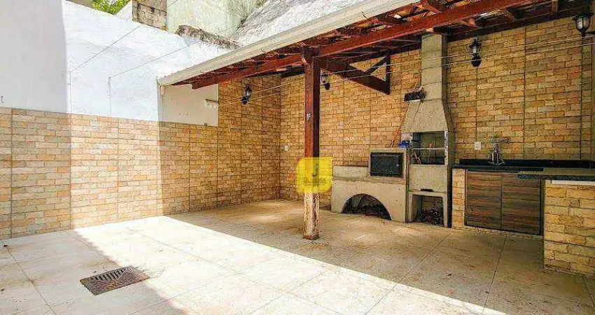 Casa com 3 quartos (suíte), espaço gourmet, quintal e 2 vagas no são pedro