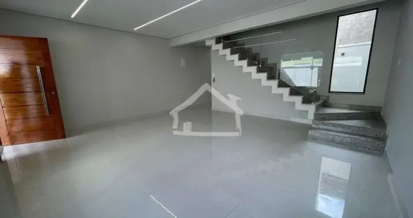 Casa Geminada à venda, 3 quartos, 1 suíte, 2 vagas, Tiradentes - Ipatinga/MG