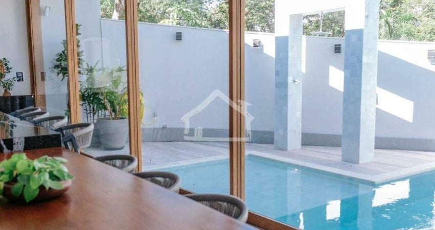 CASA ALTISSÍMO PADRÃO NO BAIRRO DAS ÁGUAS COM VISTA DEFINITIVA!