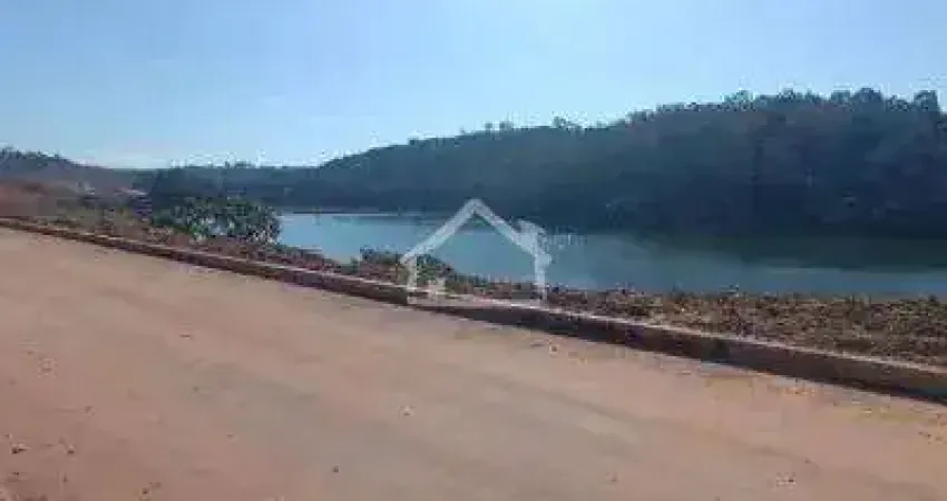 Terreno à venda no Jardins, Santana do Paraíso