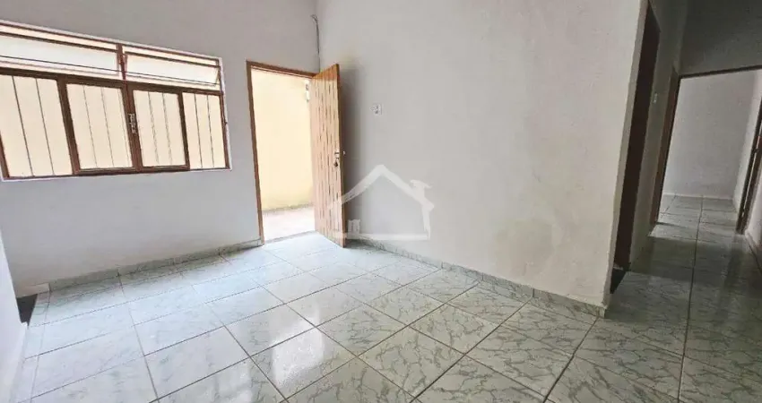 Barracão para aluguel, 2 quartos, 1 vaga, Iguaçu - Ipatinga/MG