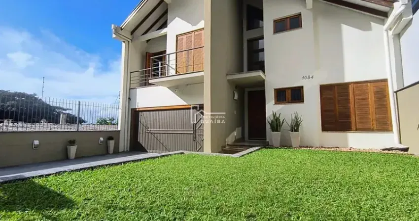 CASA COM VISTA ESPETACULAR NO CENTRO DE GUAIBA -RS