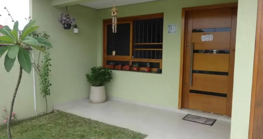 Casa com 4 quartos à venda na Avenida Vinte de Setembro, Centro, Guaíba
